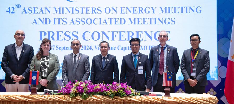 ASEAN Energy Outlook